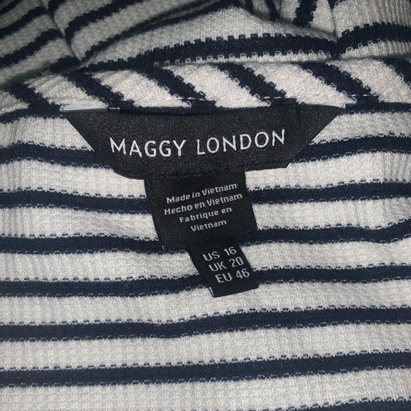 Maggy London long sleeve ribbed black and white stripped midi dress - Picture 6 of 8